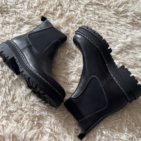 Marc Fisher Padmia chelsea boots - Picture 3 of 6